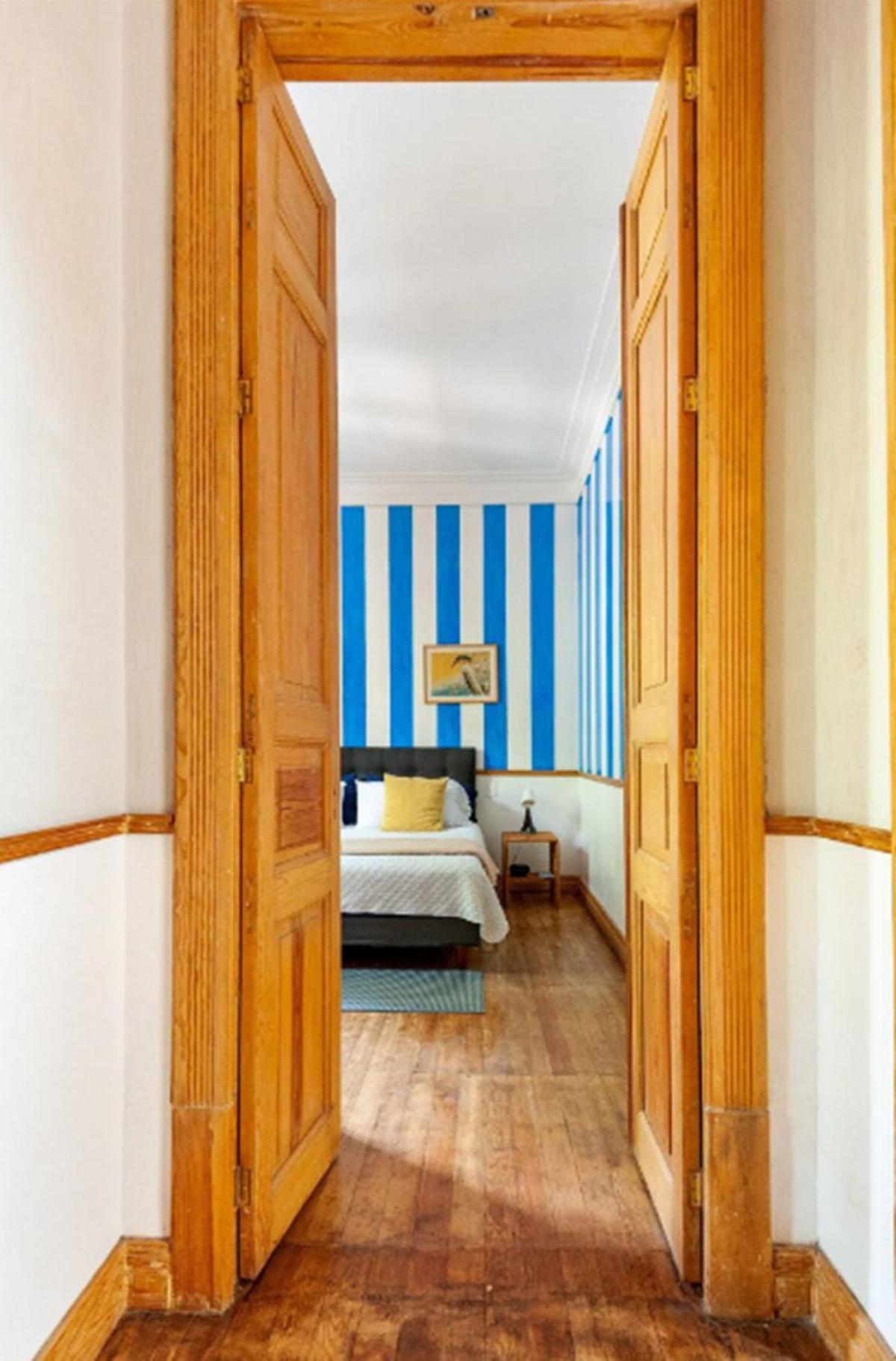 Apartment 1br With Tube Perfect Location *